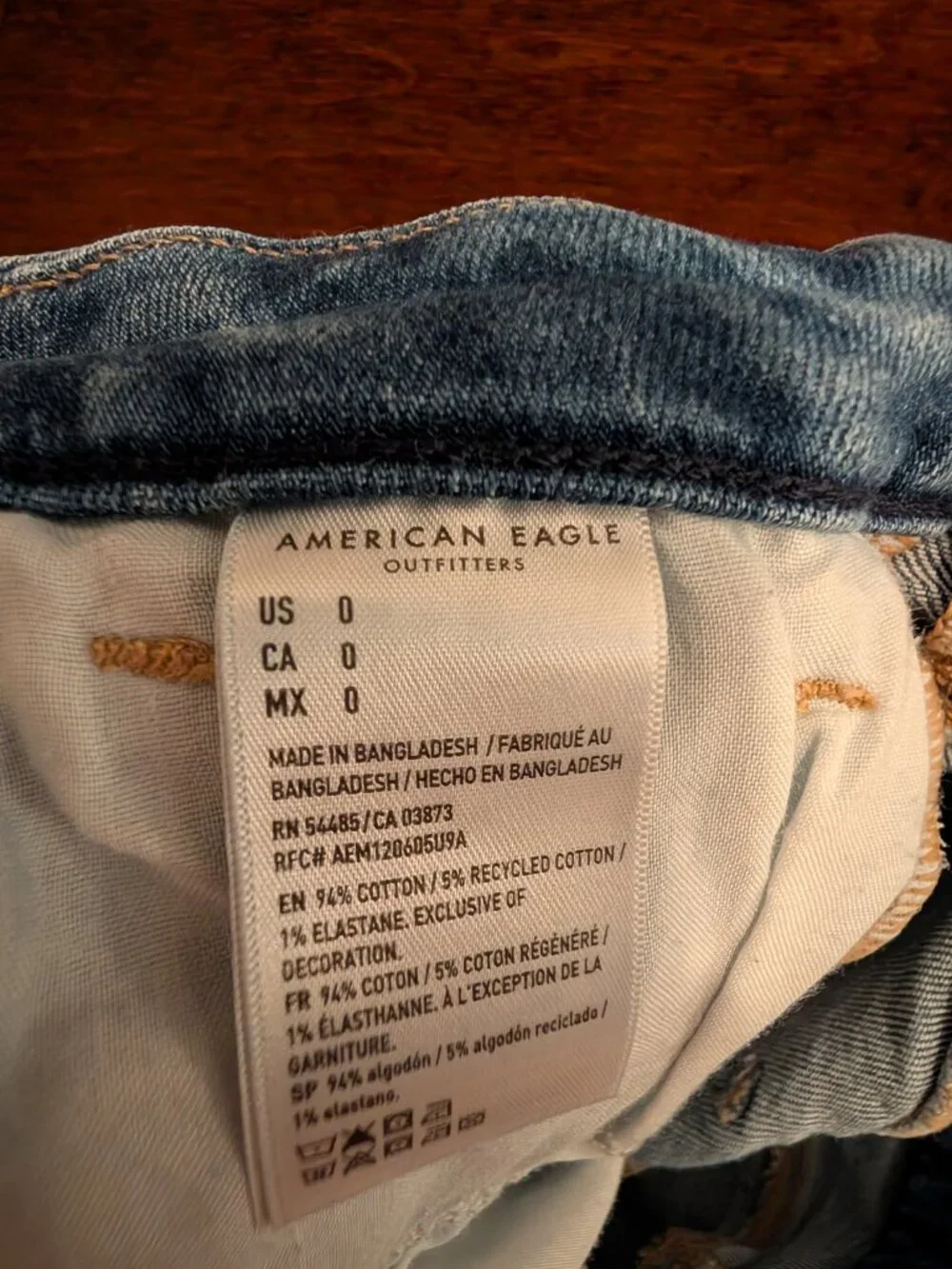 American Eagle Outfitters size nicely